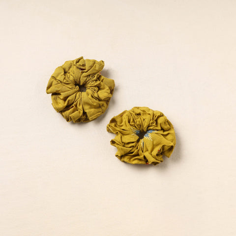 Yellow - handmade cotton rubber bands/scrunchies (set of 2)