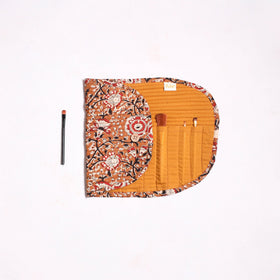 Handmade multipurpose segmented make-up brush wrap