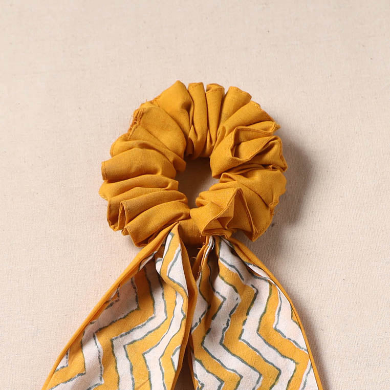 Handmade rubber band/scarf scrunchie 74 - handcrafted