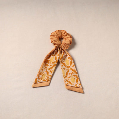 Handmade rubber band/scarf scrunchie 81 - handcrafted
