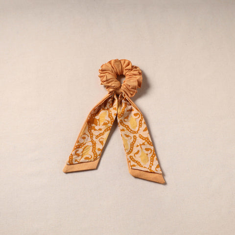 Handmade rubber band/scarf scrunchie 81 - handcrafted