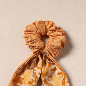 Handmade rubber band/scarf scrunchie 81 - handcrafted