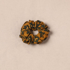 Handmade rubber band/scrunchie 124 - handcrafted