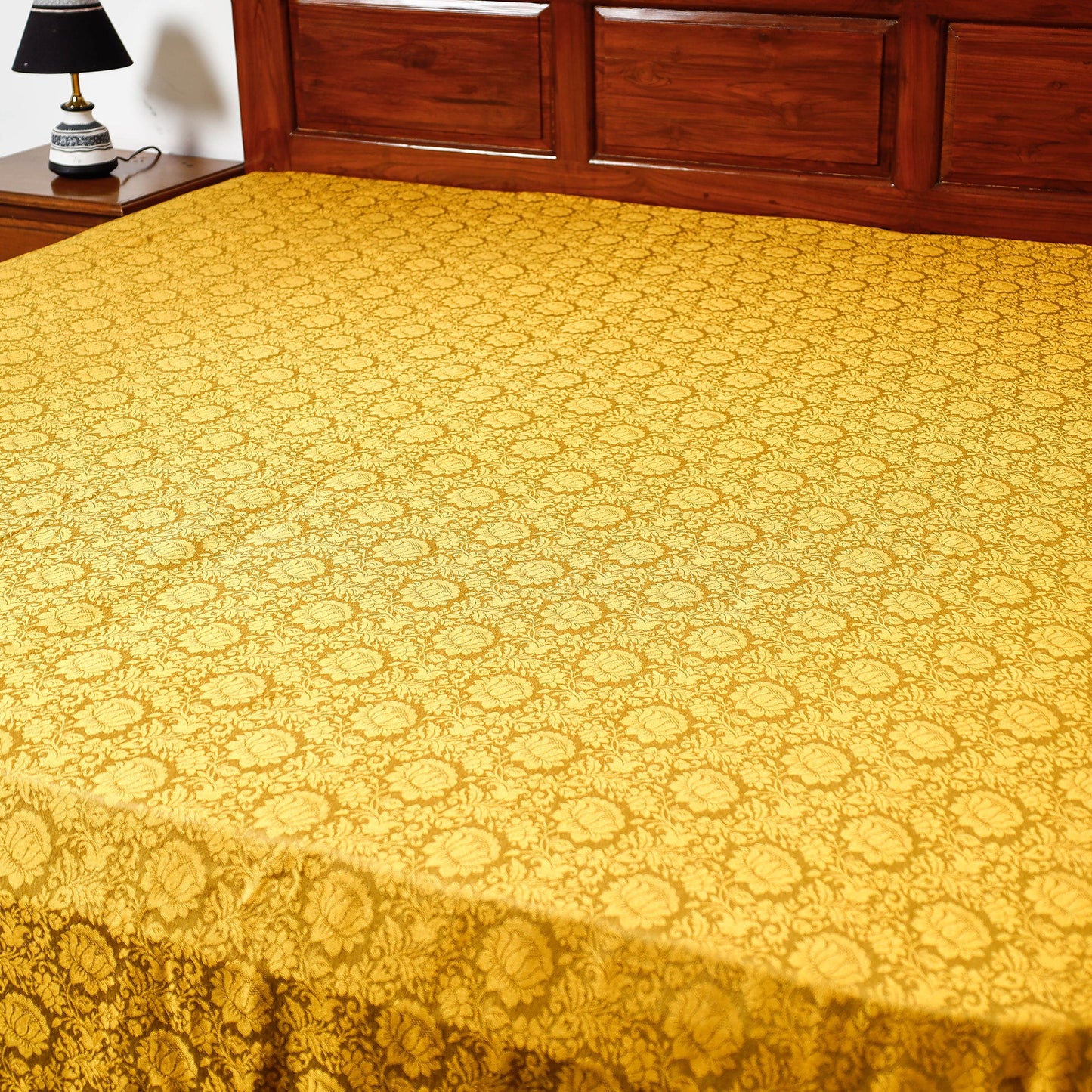  Himroo Handloom Jacquard Mercerized Cotton Double Bed Cover Online at iTokri.com