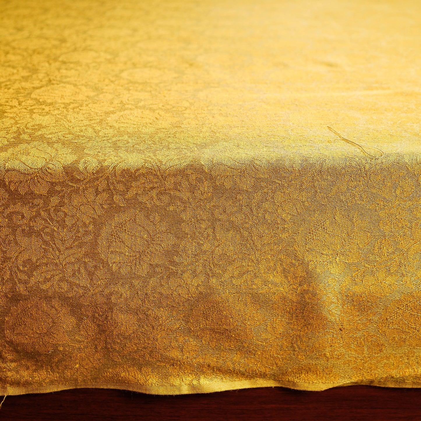  Himroo Handloom Jacquard Mercerized Cotton Double Bed Cover Online at iTokri.com