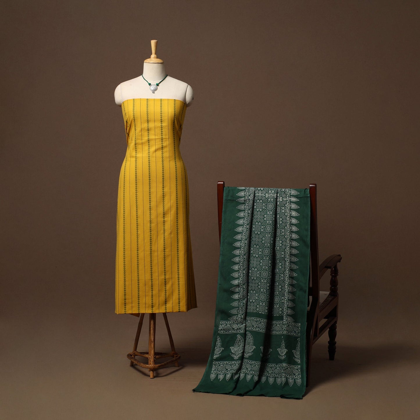 Jacquard cotton 2pc unstitched dress material
