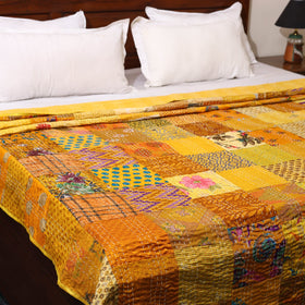 Khambadiya tagai patchwork quilt / gudri / blanket (109 x