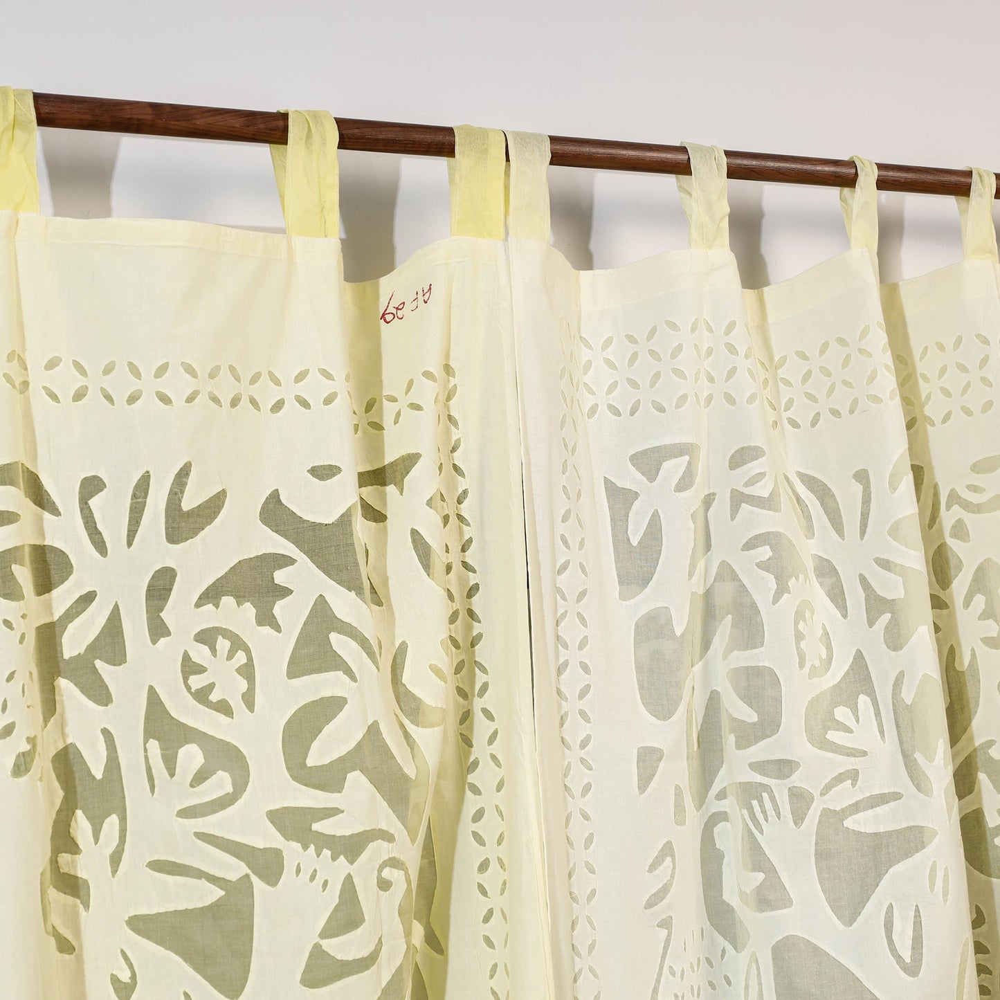 King Cutwork Cotton Barmer Applique Door Curtain