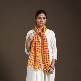 Buy Yellow Kutch Tie-Dye Cotton Bandhani Stole