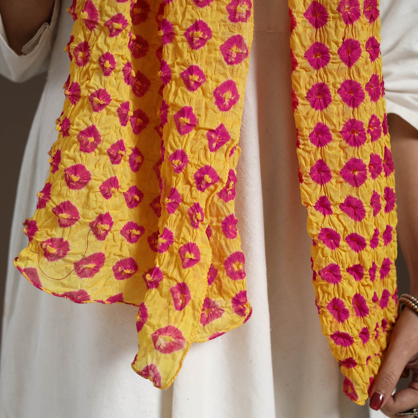 Buy Yellow Kutch Tie-Dye Cotton Bandhani Stole