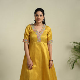 Yellow Lace Work Fine Tissue Zari Plain Anarkali Kurta Set for Women