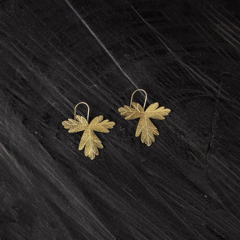 Leaf - dokra brass handcrafted hook earrings 01
