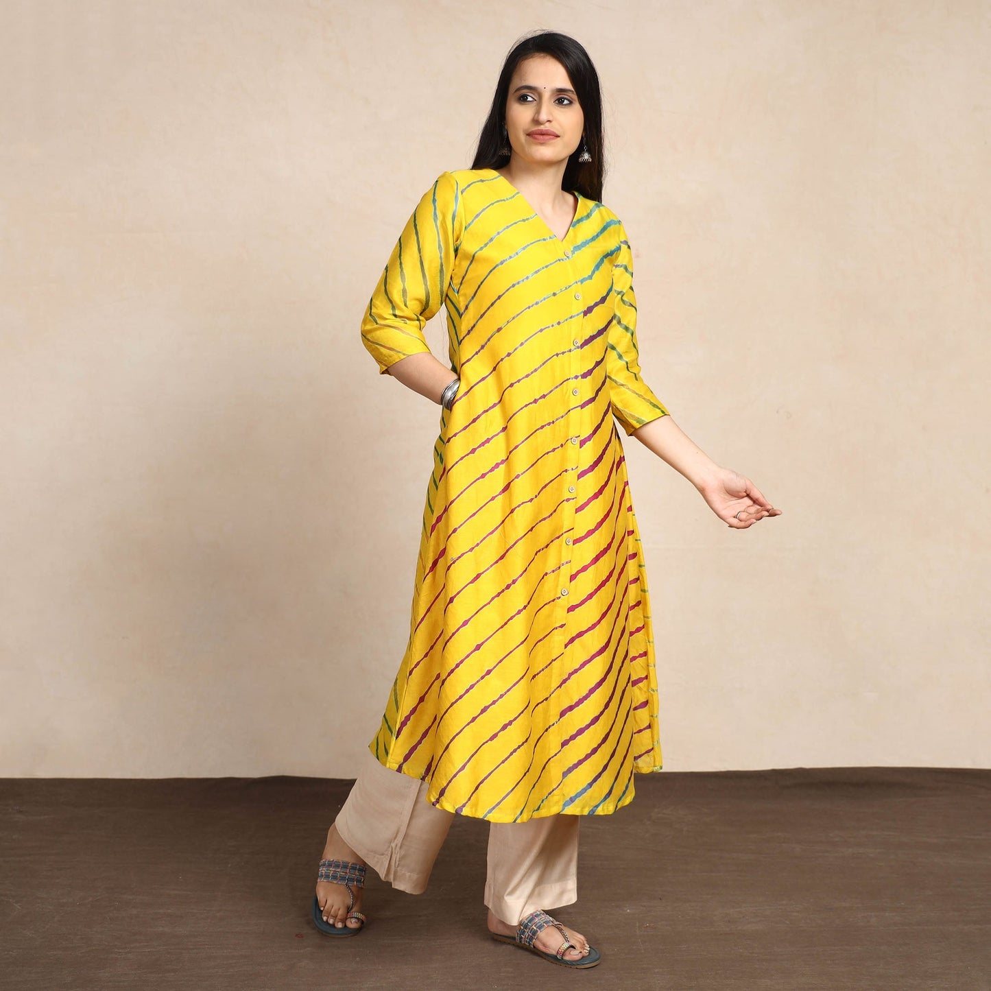  Leheriya Tie-Dye Chanderi Silk Long Kurta 
