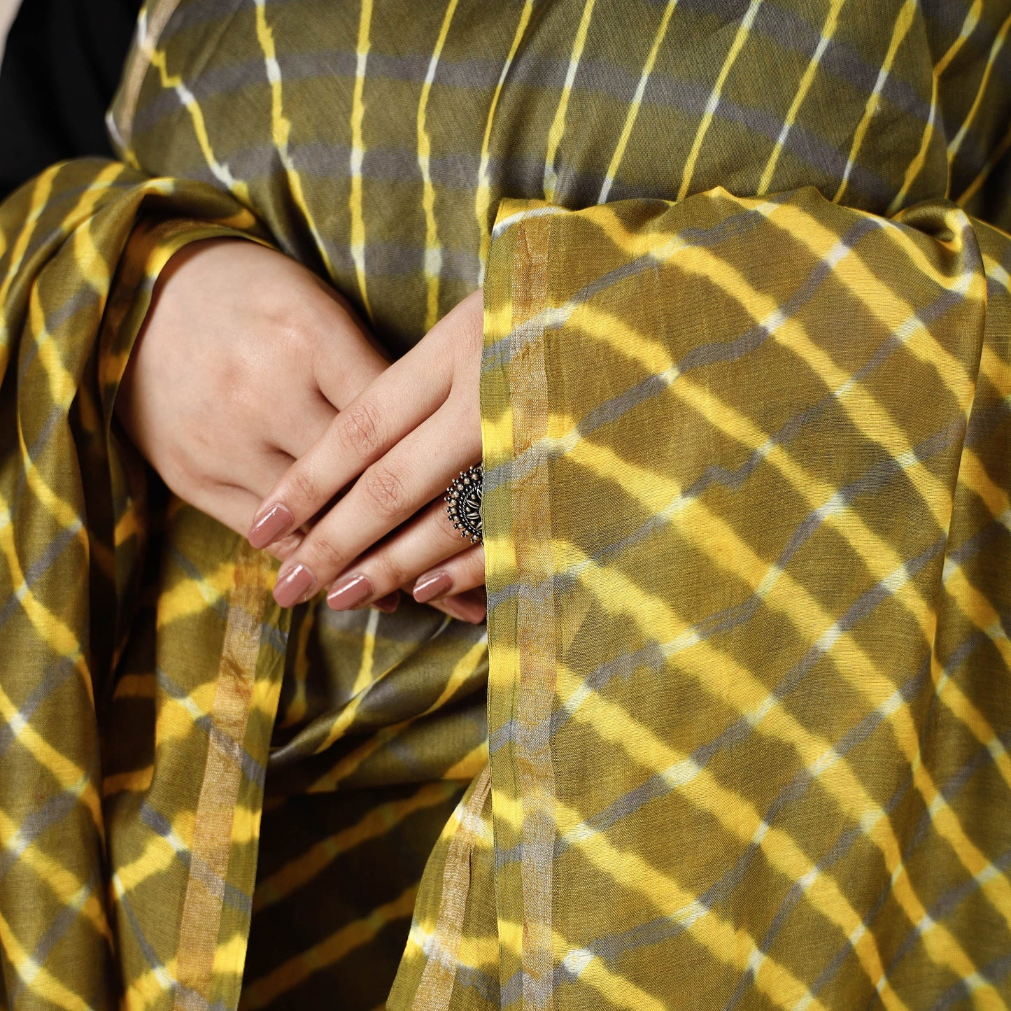 Leheriya Tie-Dye Mothra Chanderi Silk Dupatta with Tassels