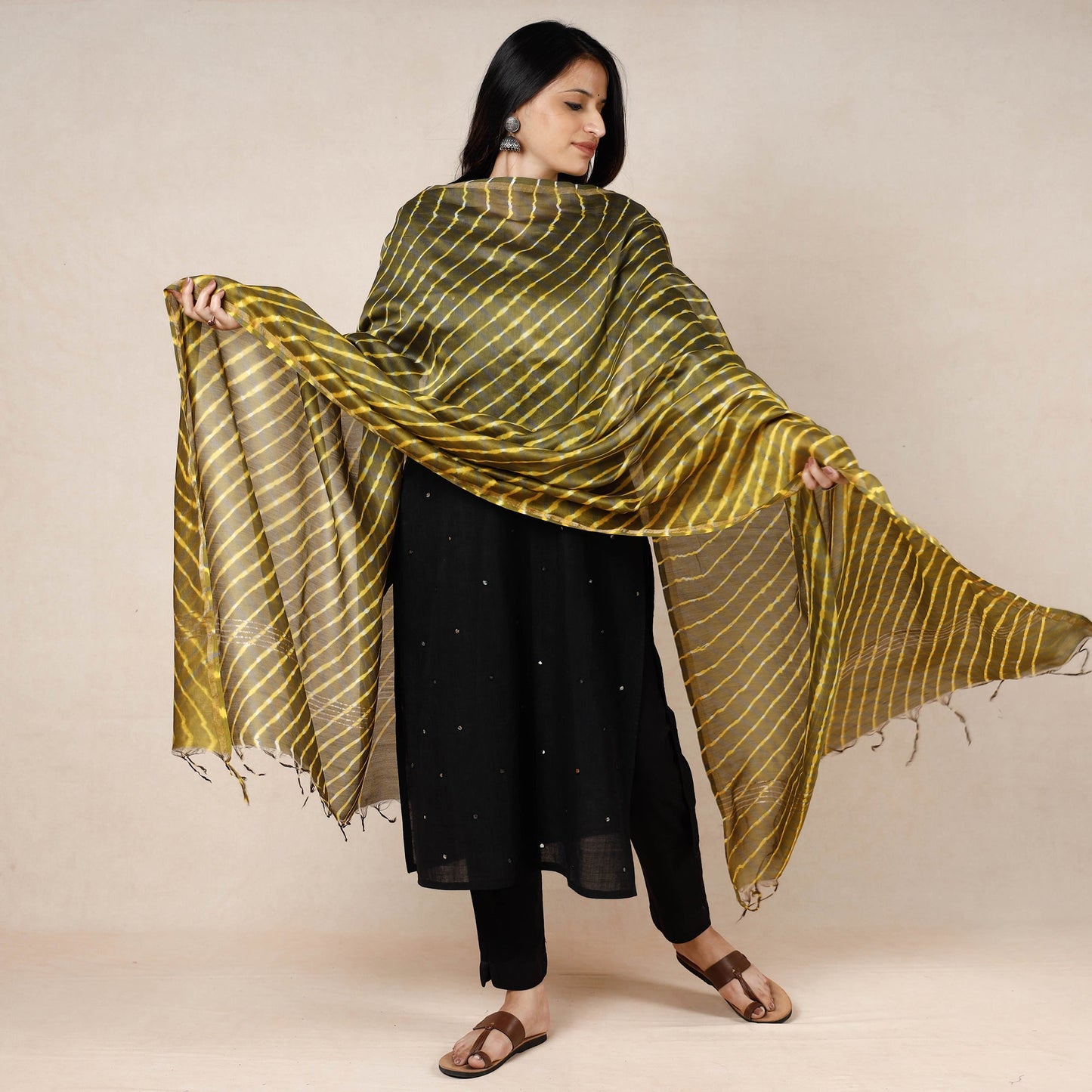 Leheriya Tie-Dye Mothra Chanderi Silk Dupatta with Tassels