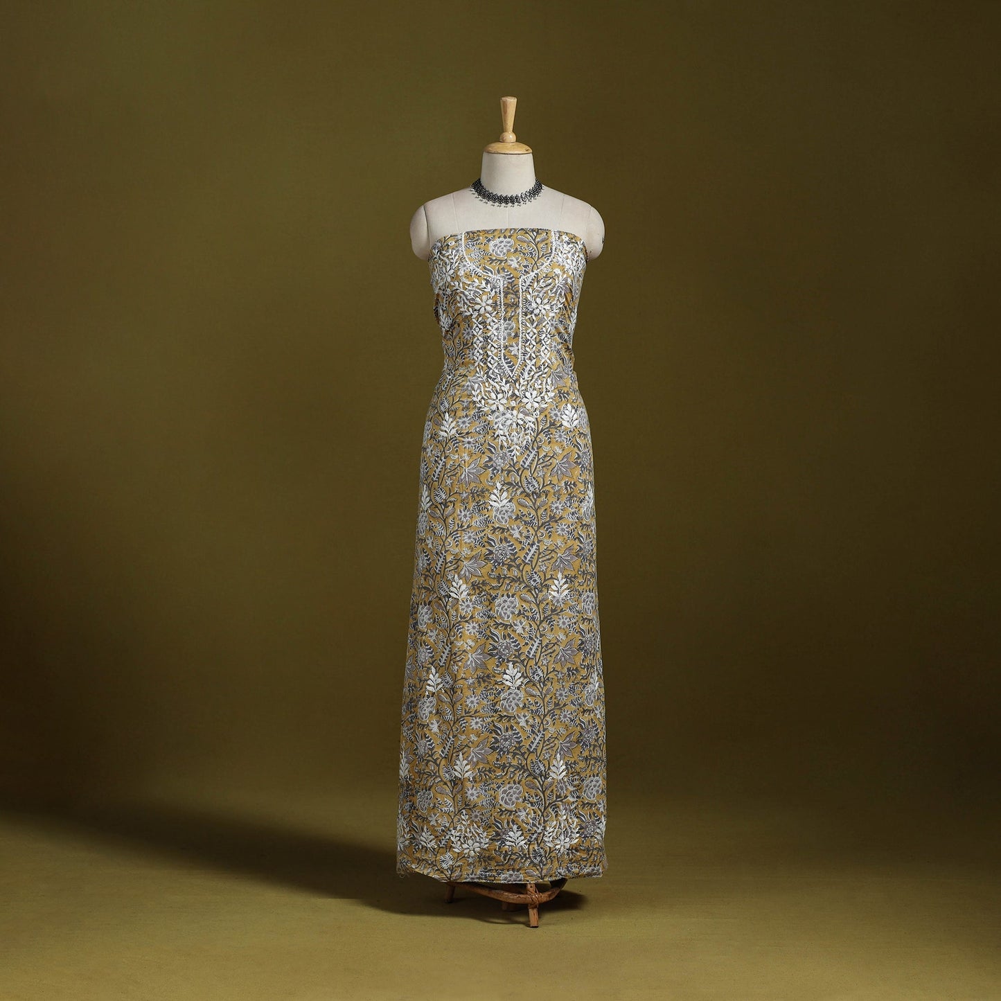 Lucknowi chikankari work sanganeri unstitched kurta