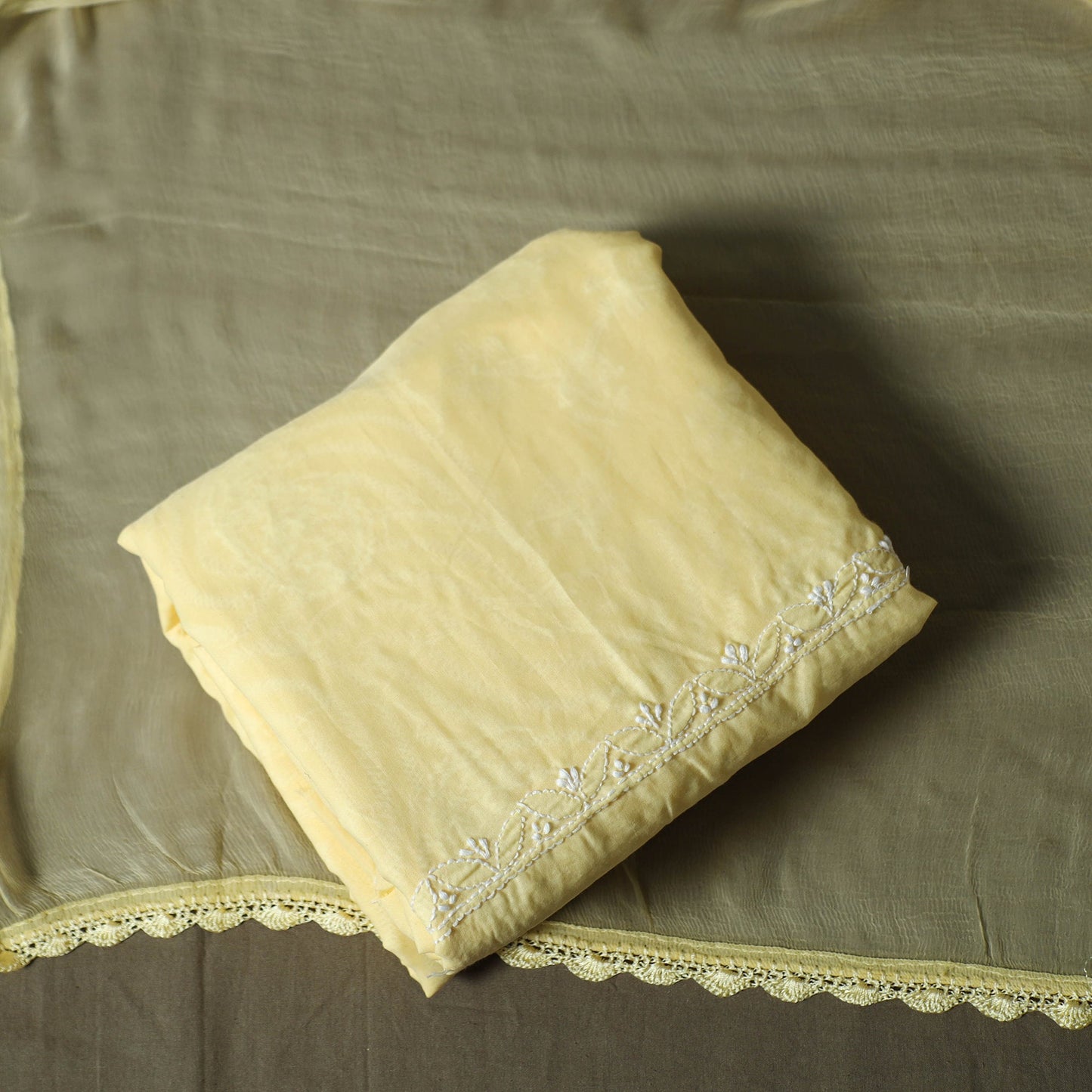 Lucknowi hand embroidered cotton chikankari 3pc unstitched
