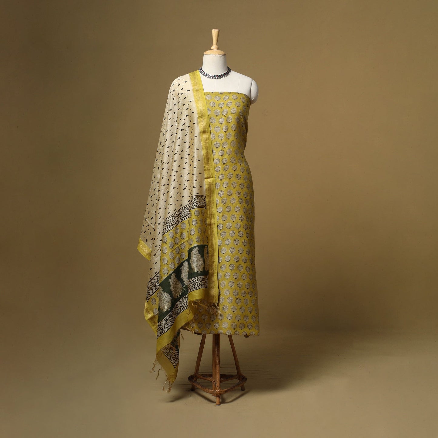 Maheshwari silk bagru hand 3pc unstitched dress material 21