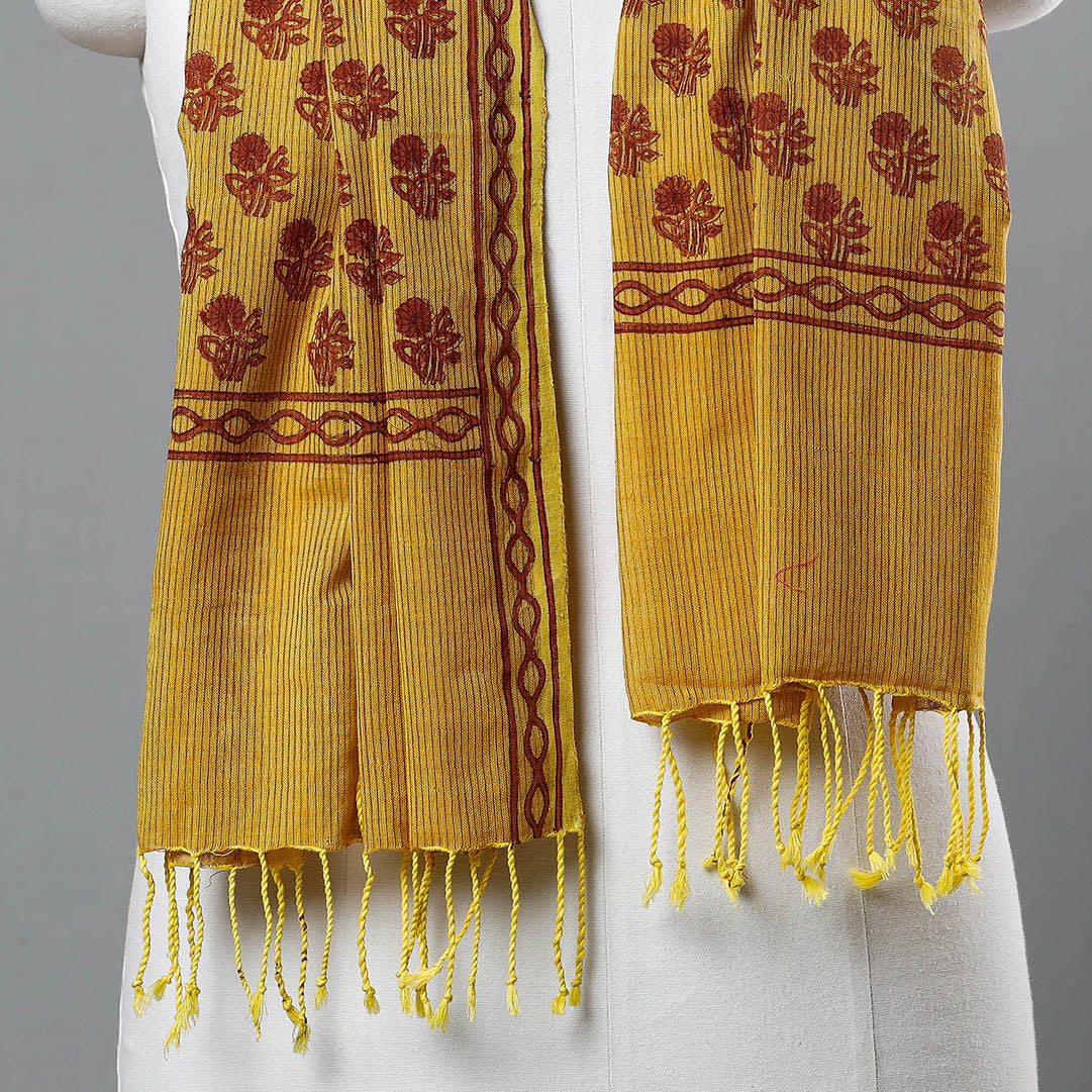  Mangalagiri Handloom Block Printed Cotton Stole with Tassels Online 