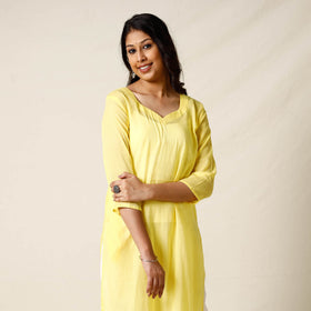 Buy Mulmalai Cotton Plain Dyed Long Kurta 27 Online at iTokri.com