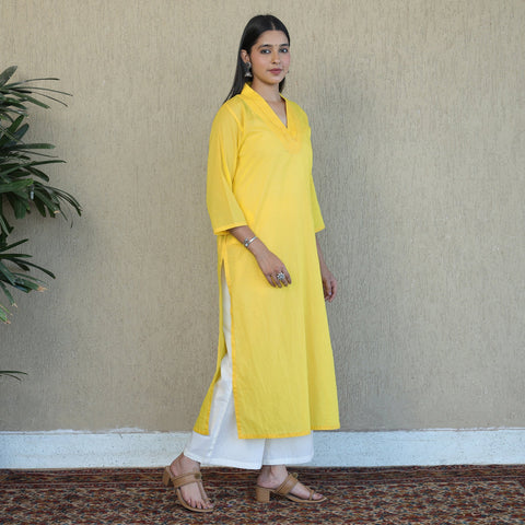 Buy Mulmalai Cotton Plain Dyed Straight Kurta Online at iTokri.com