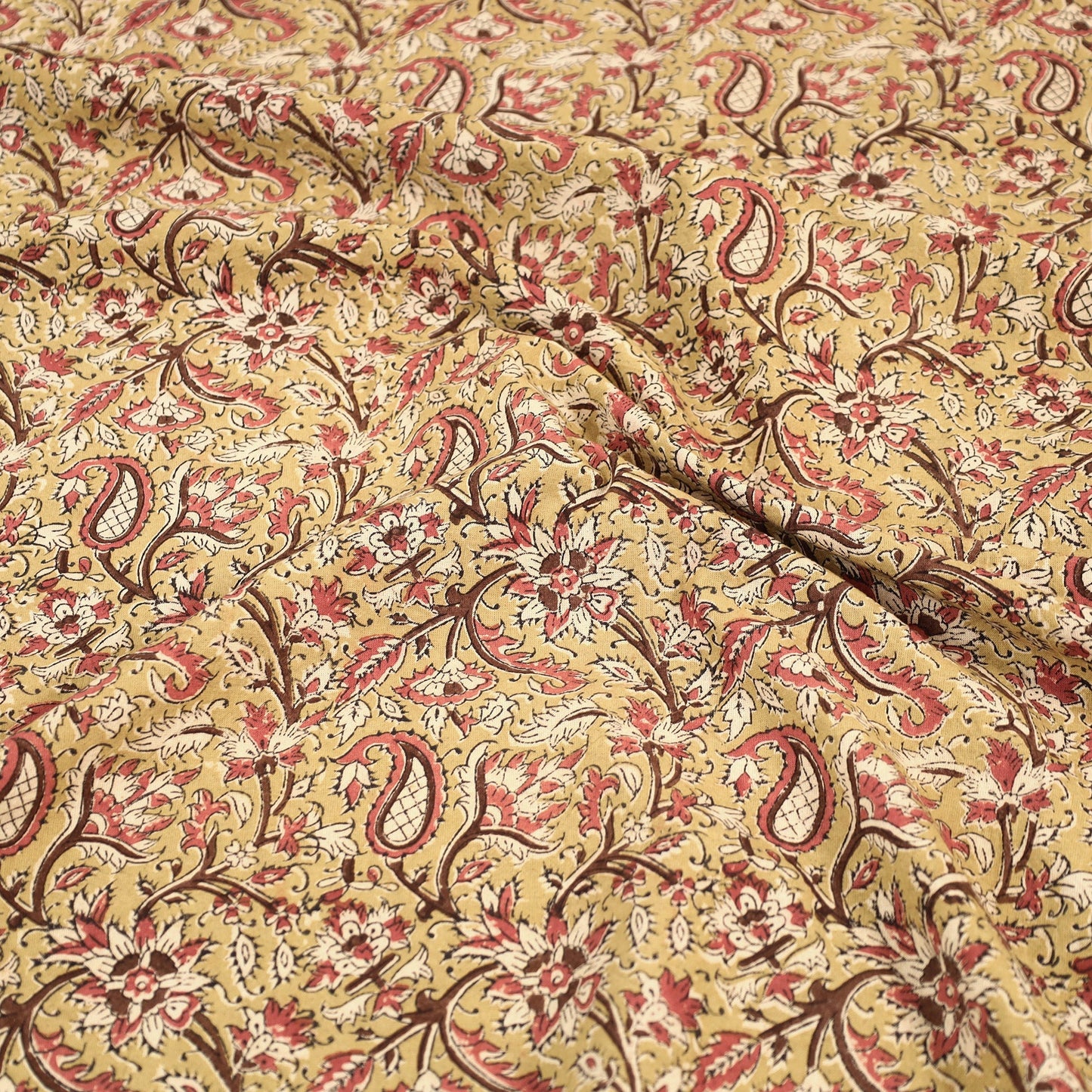 Buy Pedana Kalamkari Block Printed Cotton Double Bed Cover (111 x 91 in) 01 Online at iTokri.com