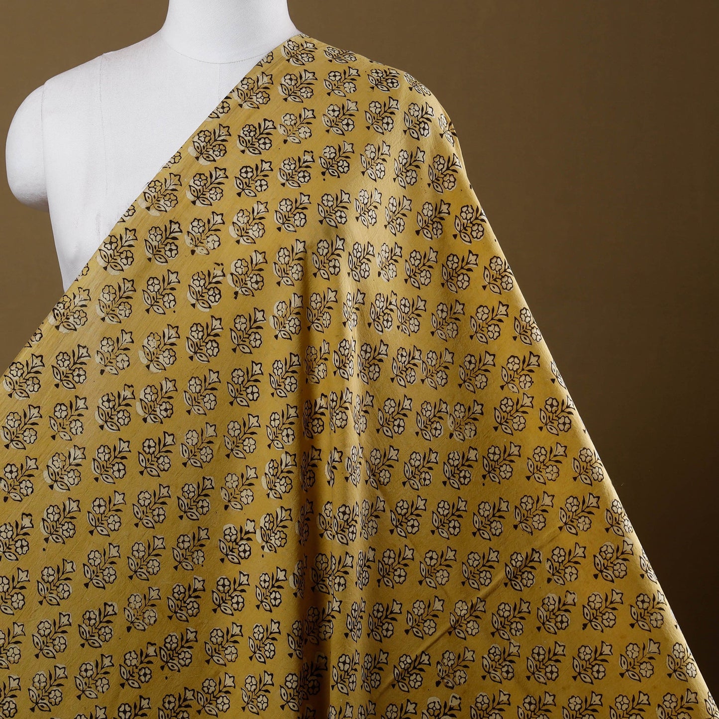 Natural dyed cotton hand pipad fabric 07 - handcrafted