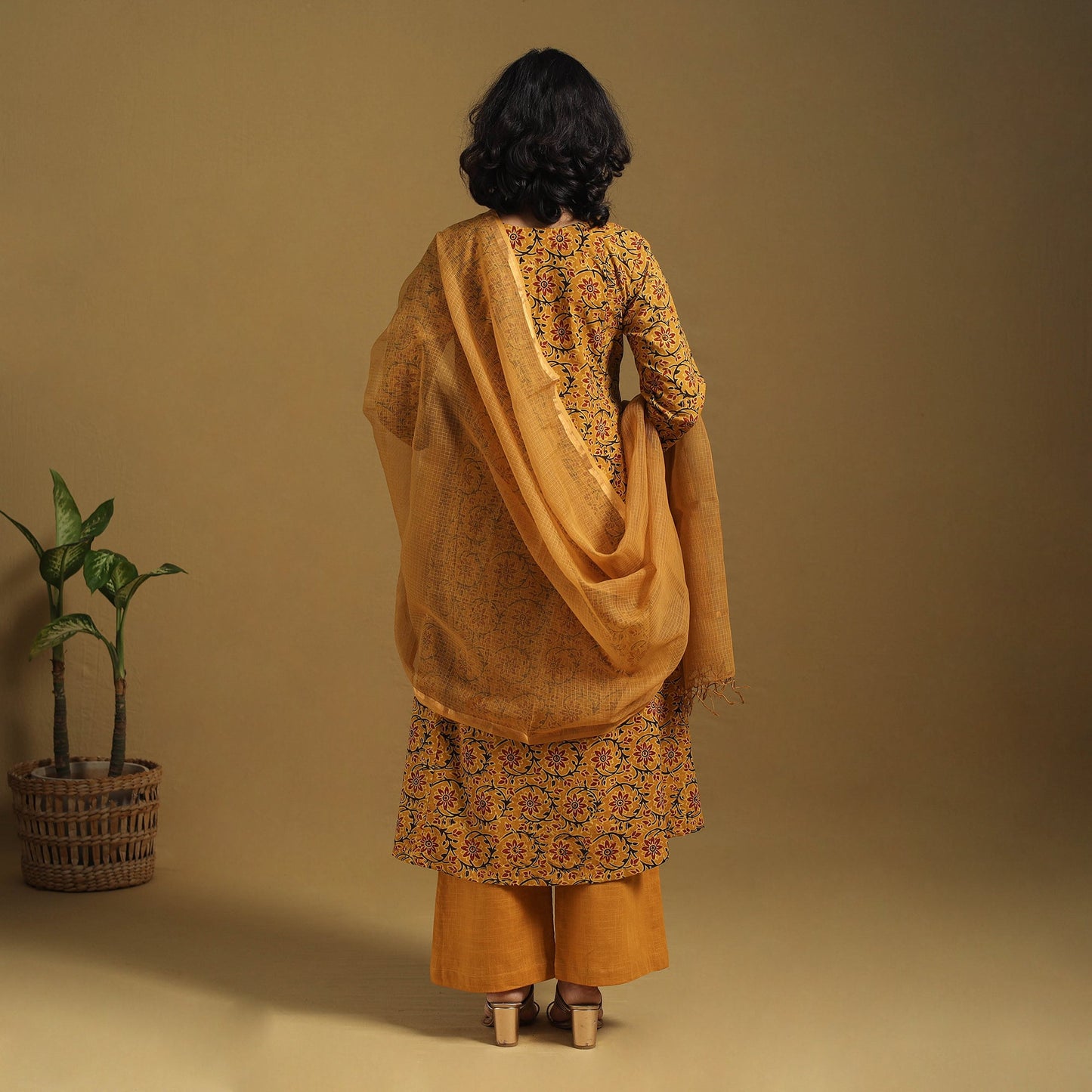 Yellow - natural dyed cotton kurta set (set of 3) 03