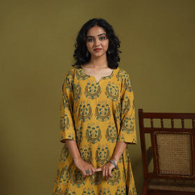 Natural dyed cotton a-line kurta for women 11 - handcrafted