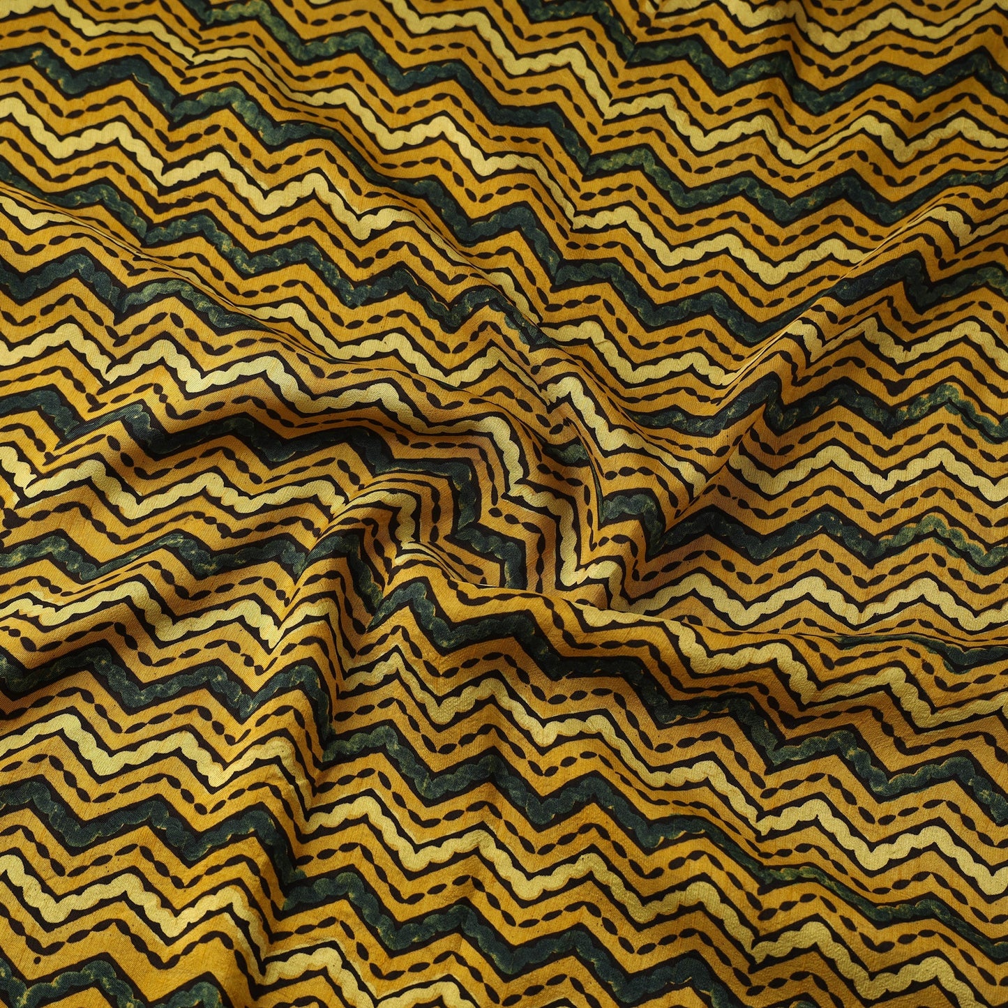 Natural dyed dola silk hand fabric 09 - handcrafted