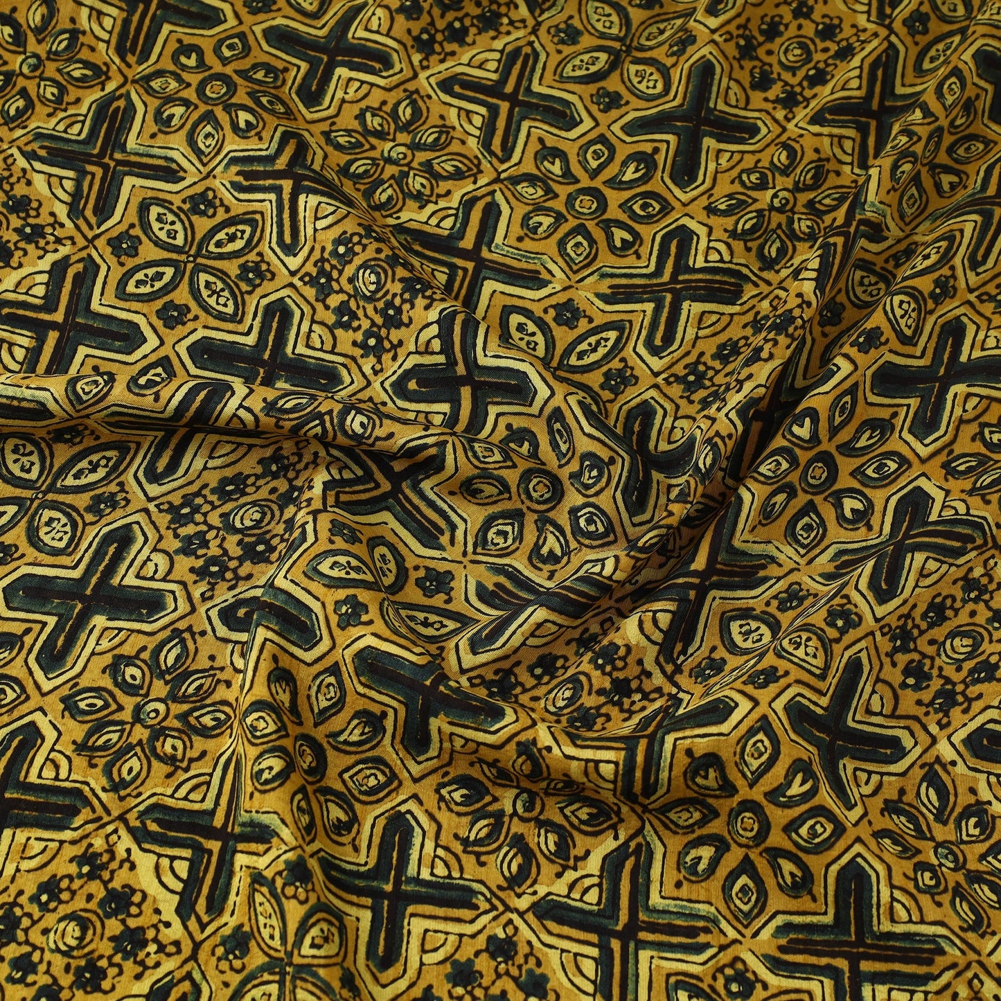 Natural dyed dola silk hand fabric 60 - handcrafted