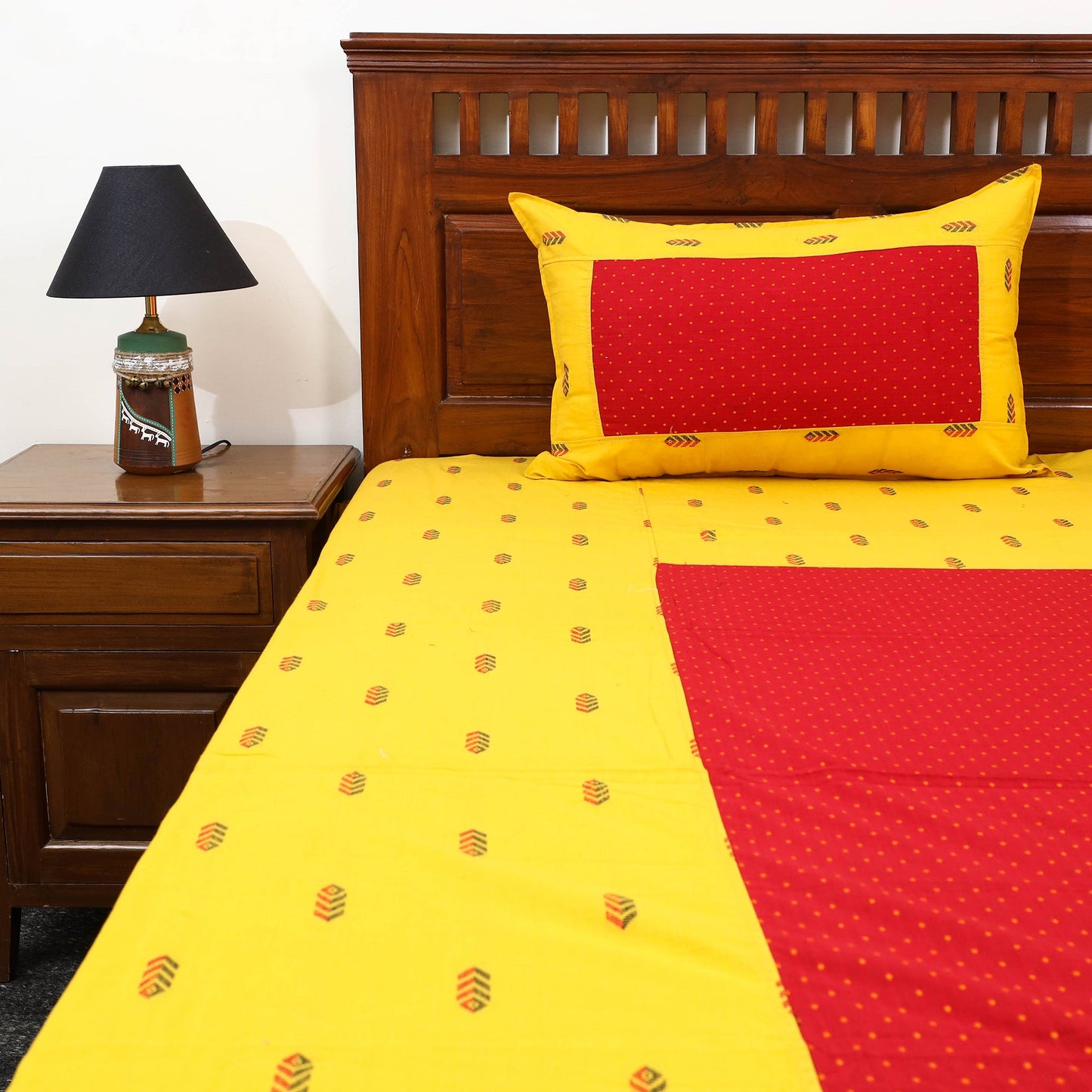 Buy Yellow Patchwork Cotton Double Jacquard Bed Sheet Set