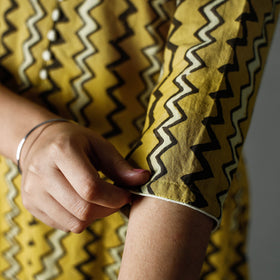 Buy Pipad Block Printed Cotton Long Kurta Online at iTokri.com