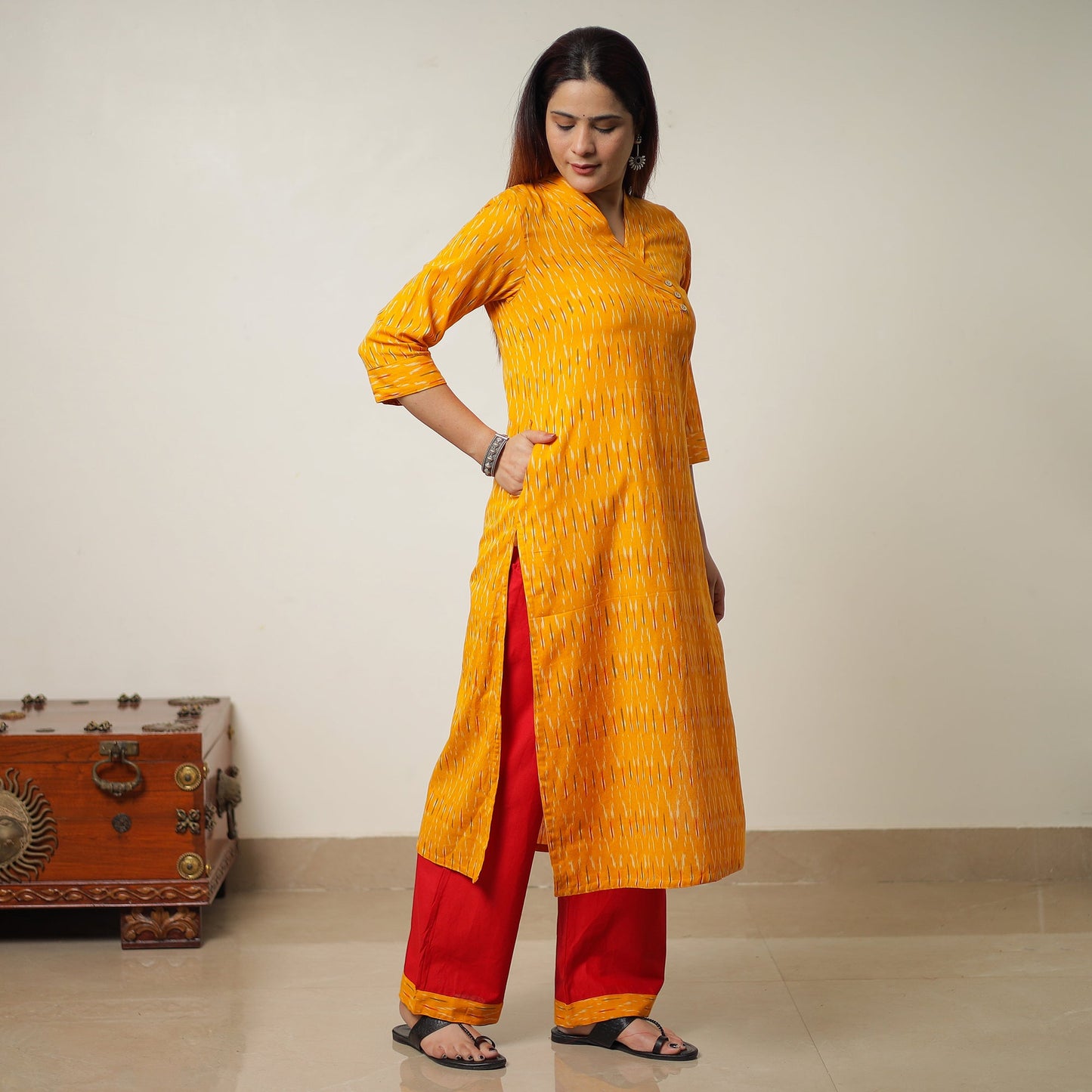  Pochampally Ikat Weave Cotton Kurta with Palazzo & Dupatta Set 01 