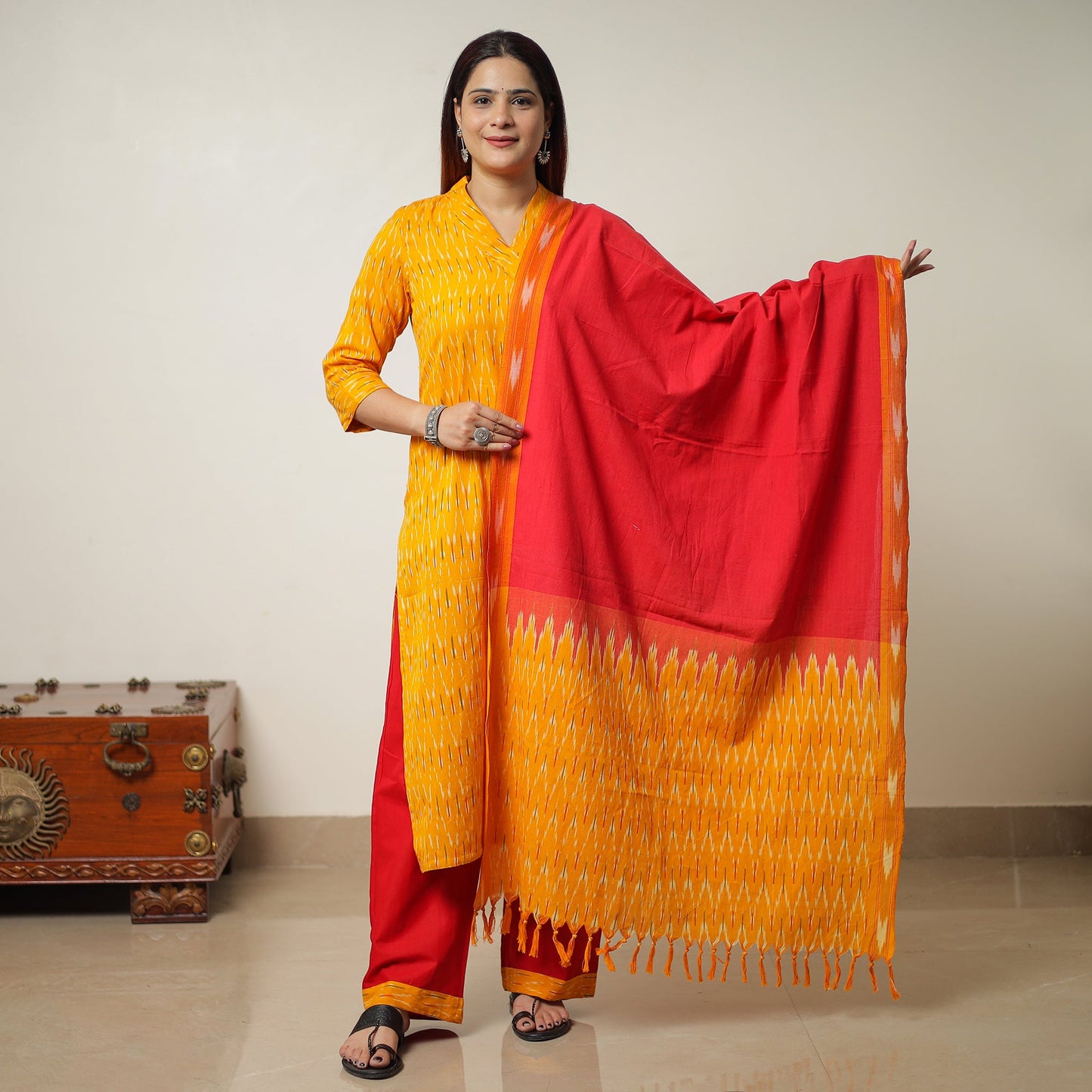  Pochampally Ikat Weave Cotton Kurta with Palazzo & Dupatta Set 01 