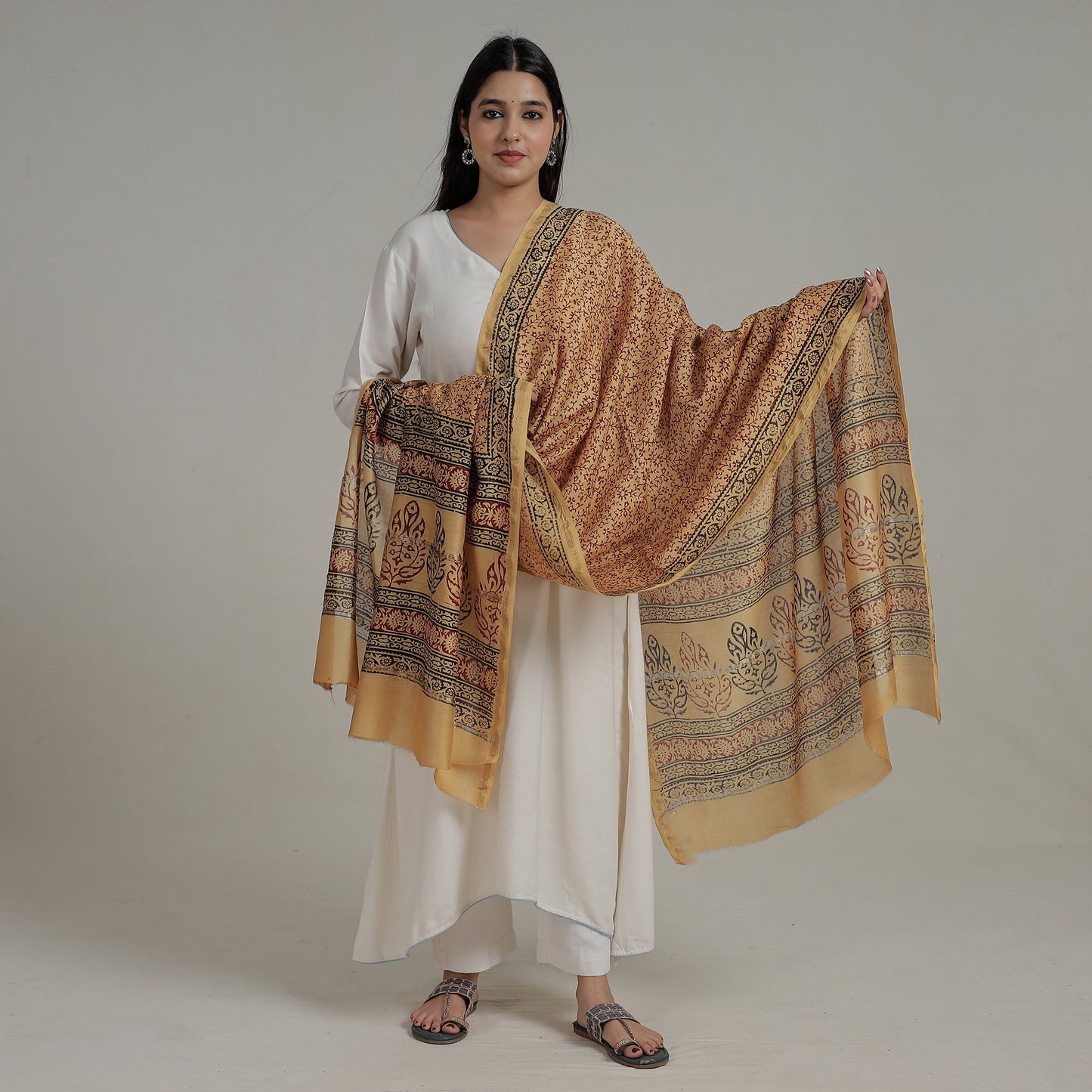 Buy Block Printed Chanderi Silk Bagh Dupatta
