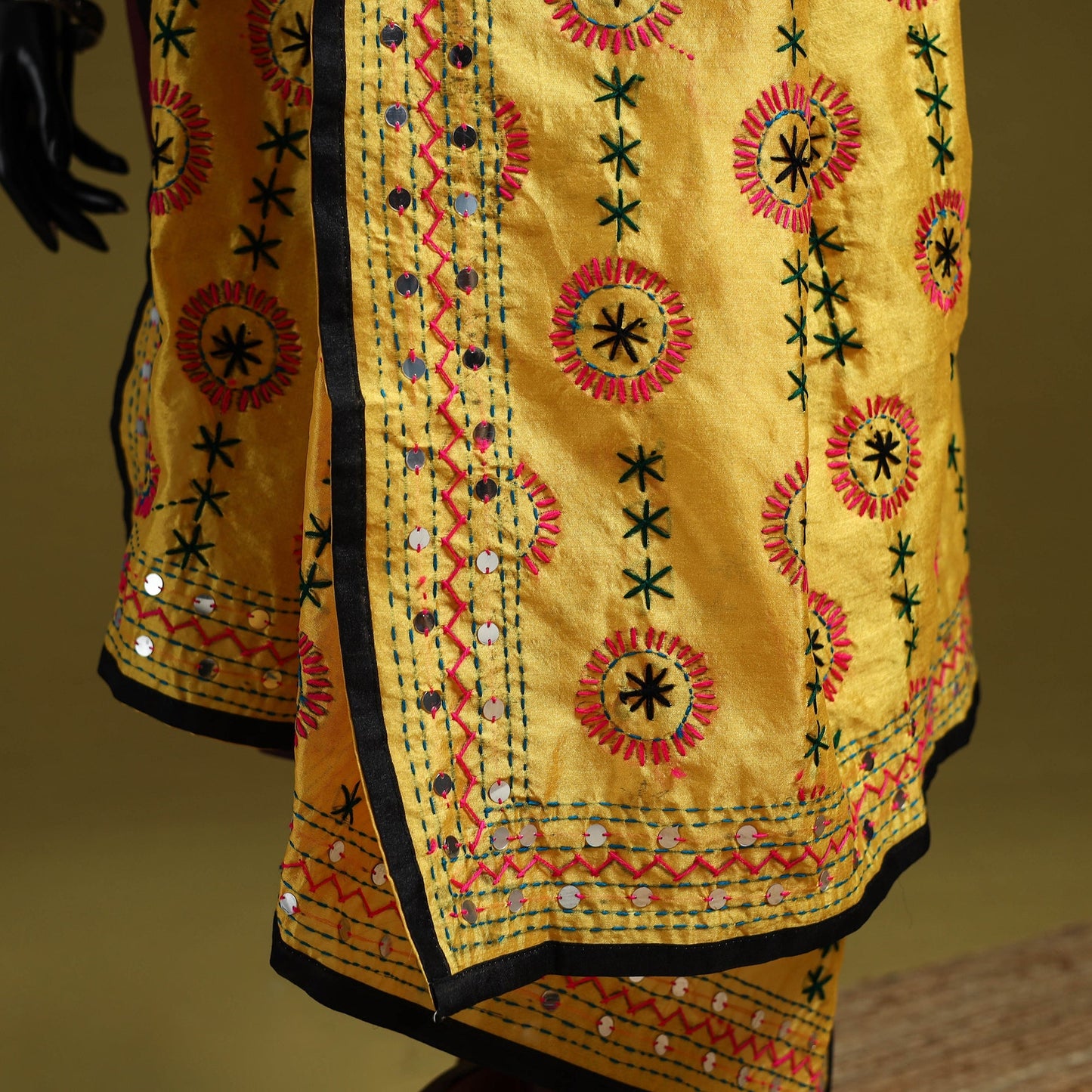 Ranihati chapa work chanderi silk hand embroidery dupatta