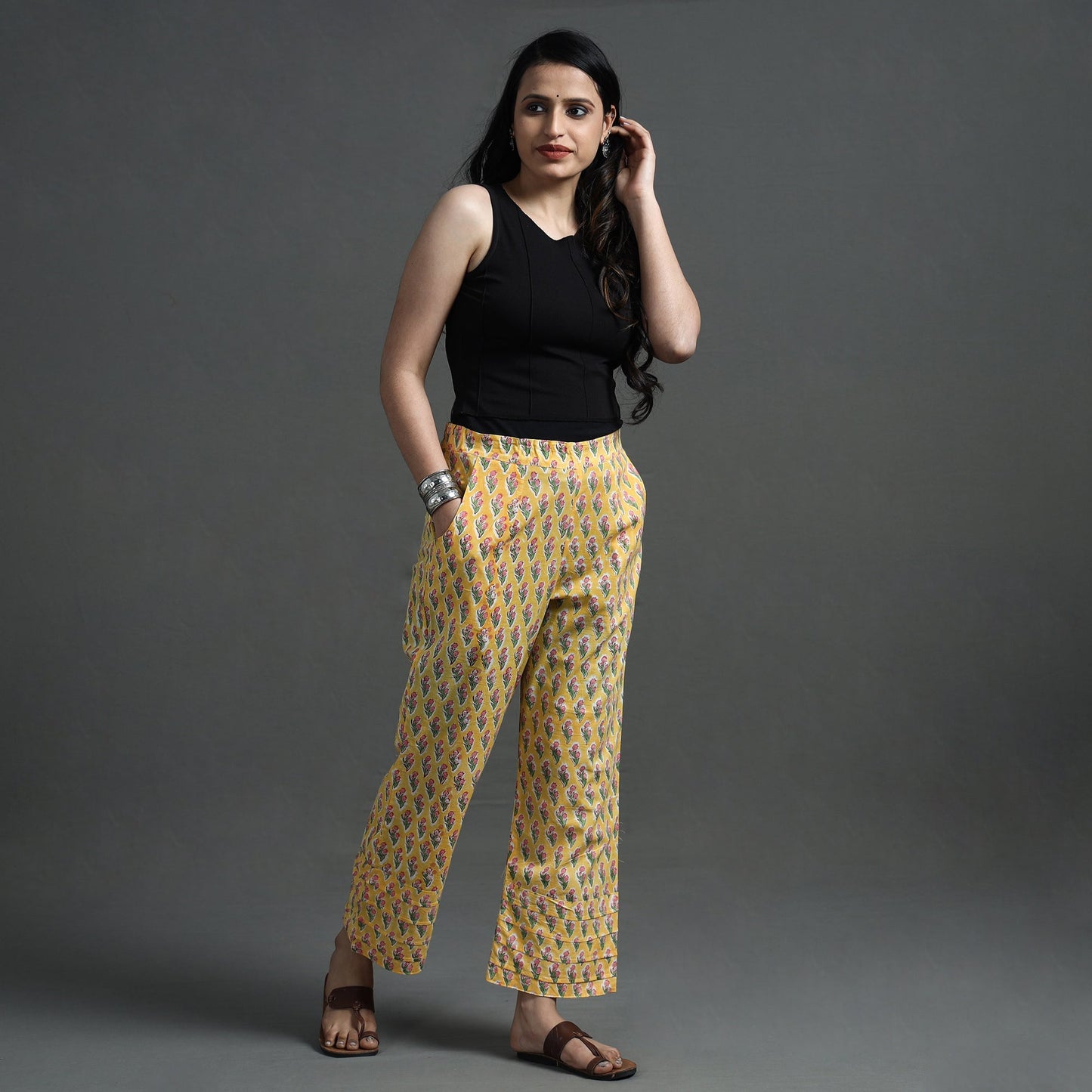 Buy Sanganeri Block Printed Cotton Elasticated Palazzo Online at iTokri.com
