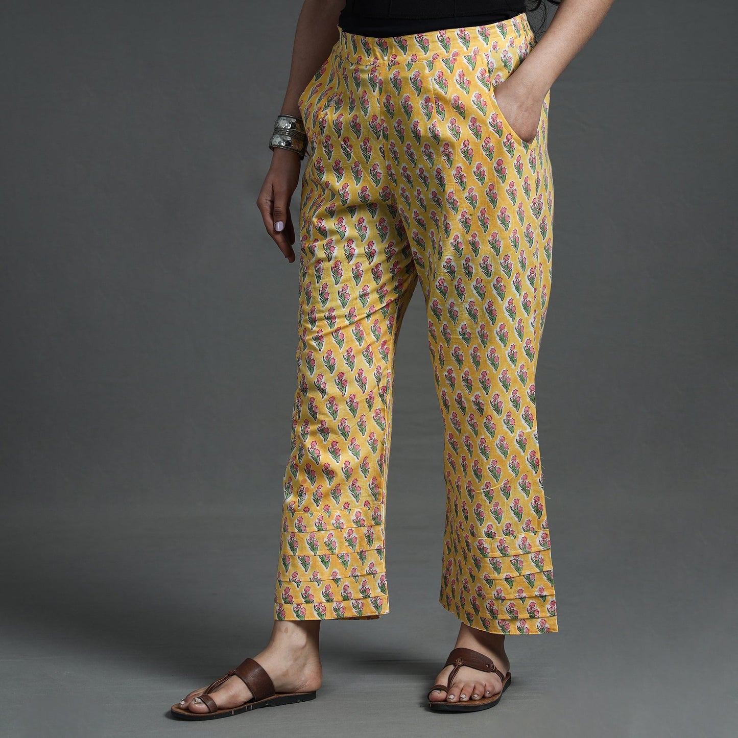 Buy Sanganeri Block Printed Cotton Elasticated Palazzo Online at iTokri.com