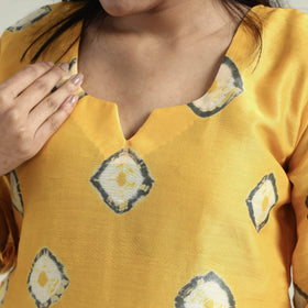 Buy Shibori Tye-Dye Chanderi Silk Kurta with Palazzo & Dupatta Set Online at iTokri.com
