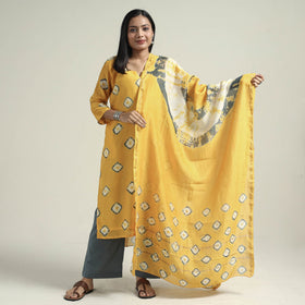 Buy Shibori Tye-Dye Chanderi Silk Kurta with Palazzo & Dupatta Set Online at iTokri.com