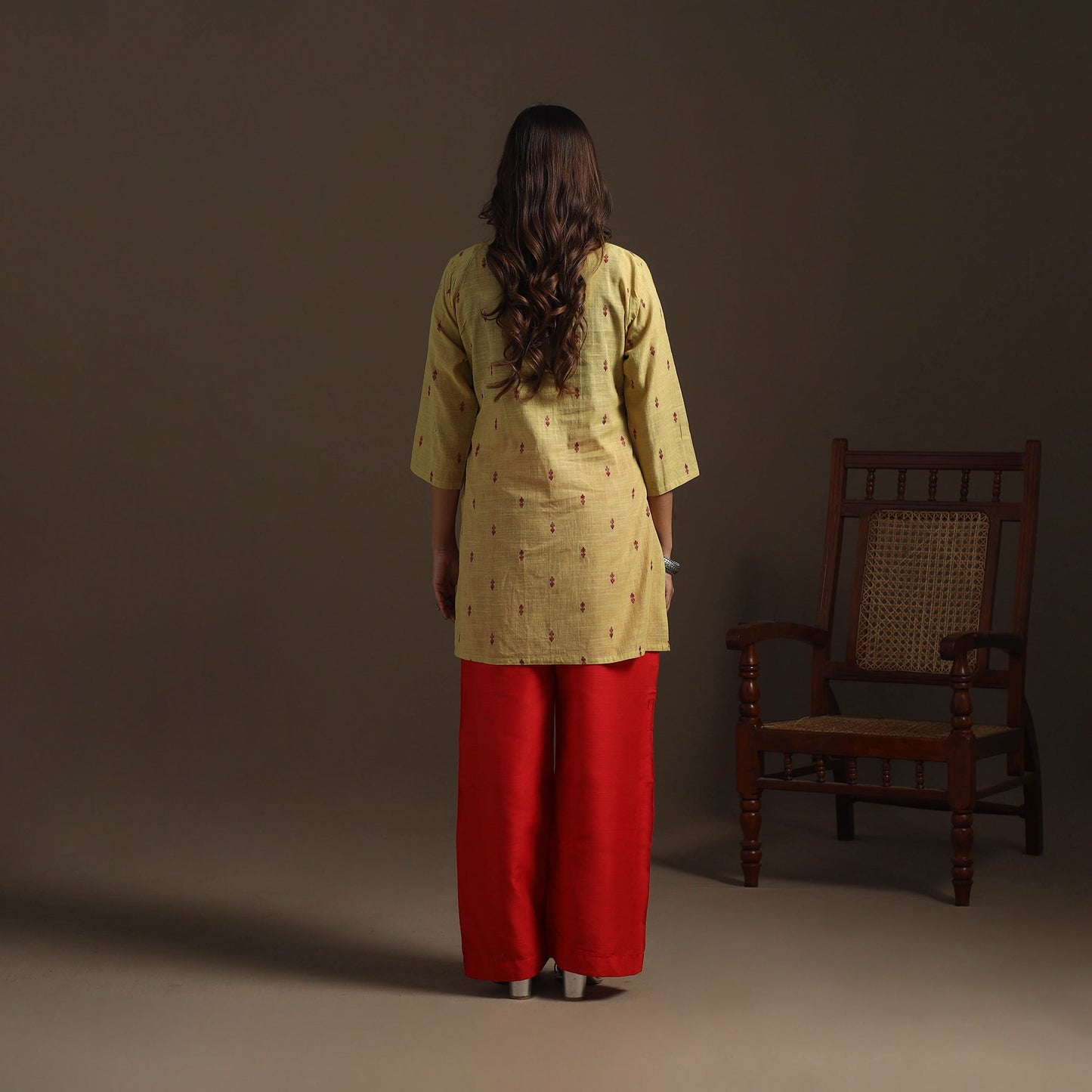 Short cotton jacquard kurta for women 21 - handcrafted