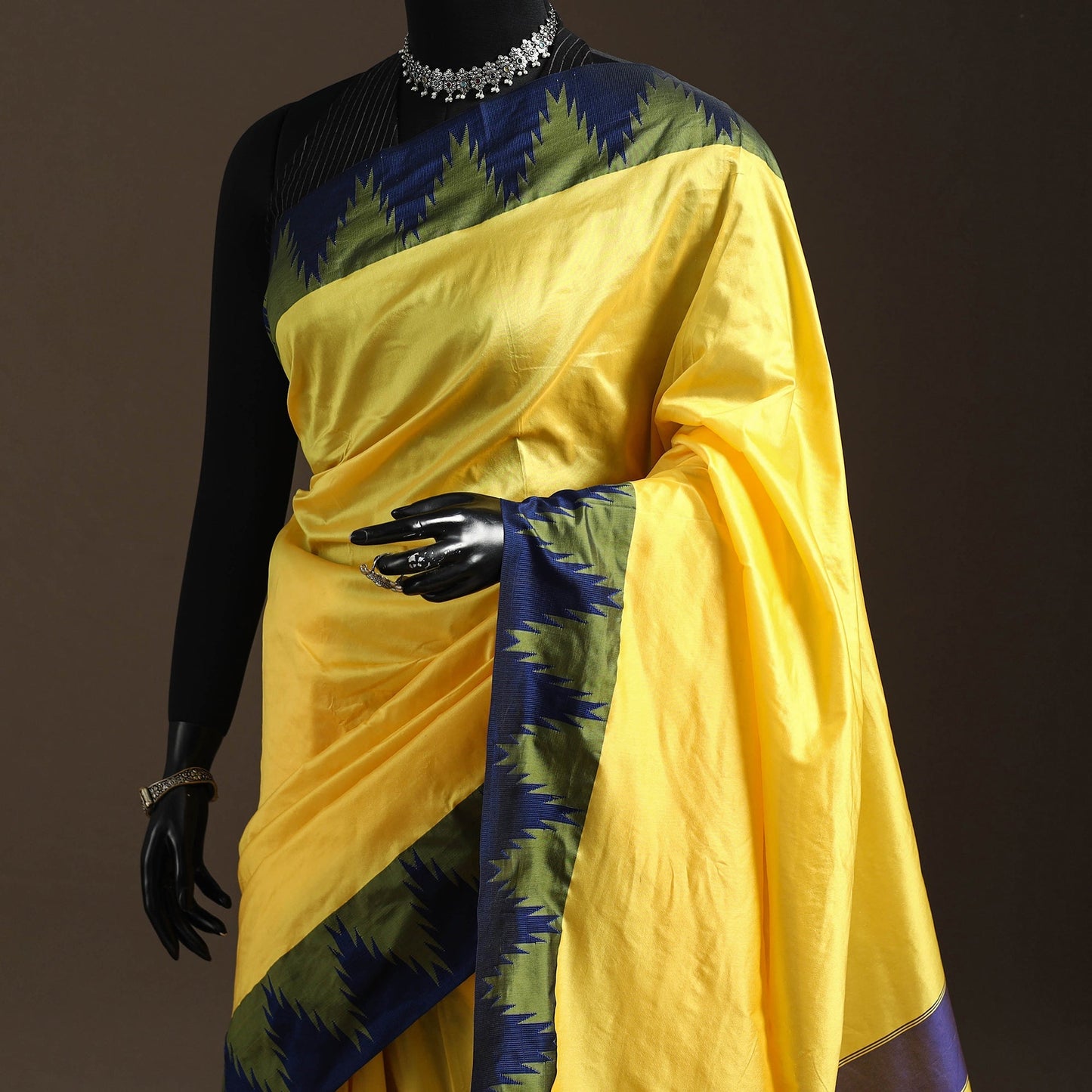 Silk ilkal saree with temple border 12 - handcrafted