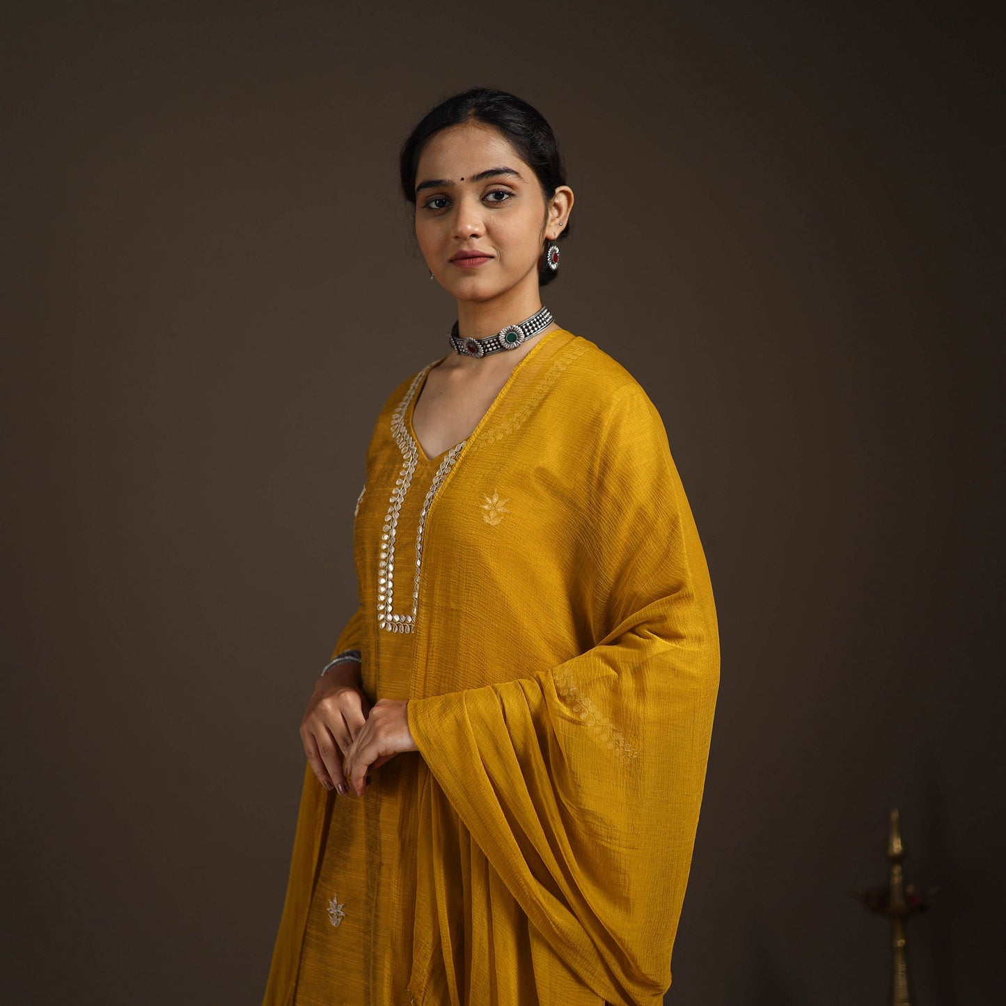 Yellow - slub silk gota work plain kurta set (set of 3) 07