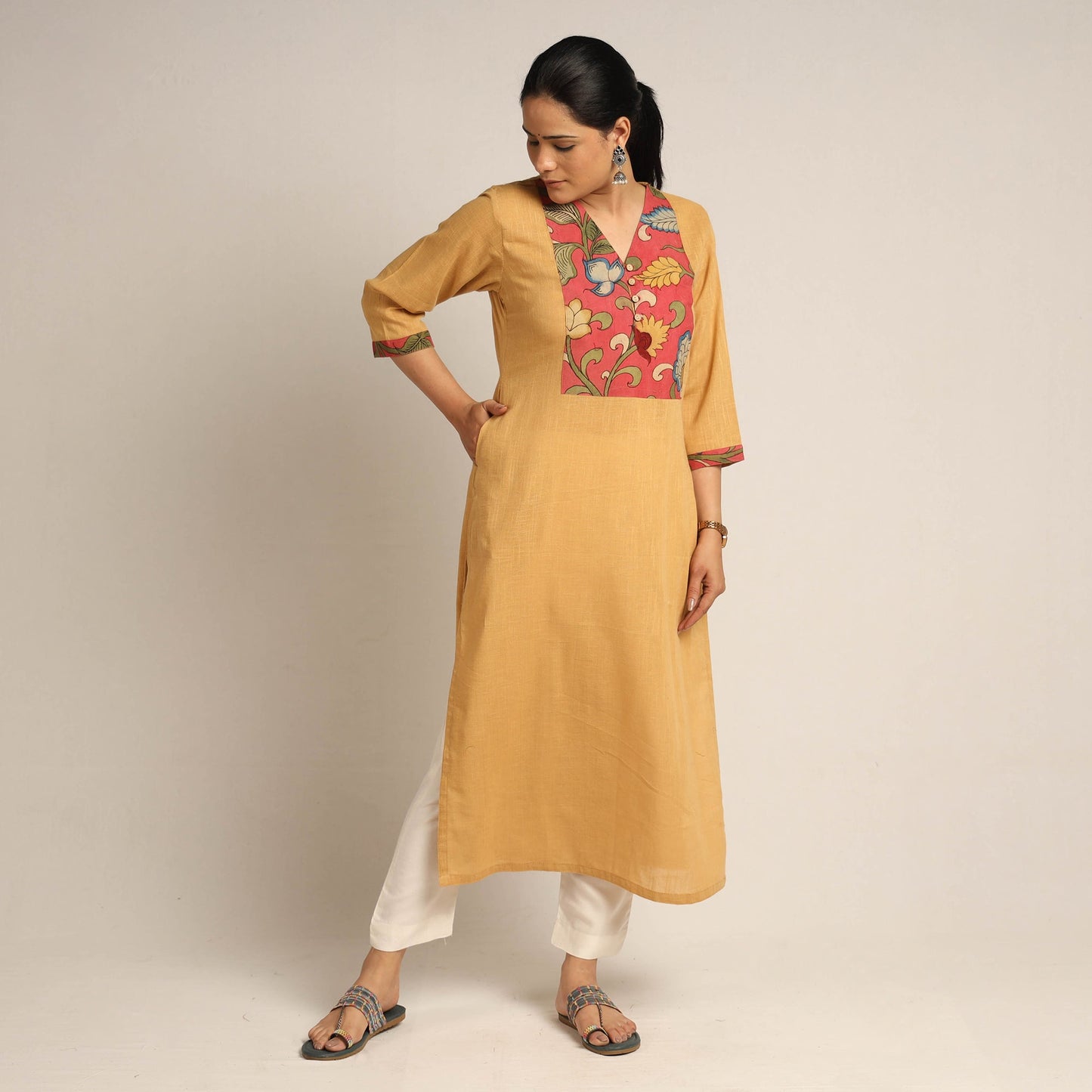  Srikalahasti Kalamkari Patchwork Plain Cotton Long Kurta 