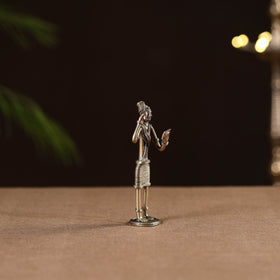 Standing women with combing - tribal odisha dokra handmade