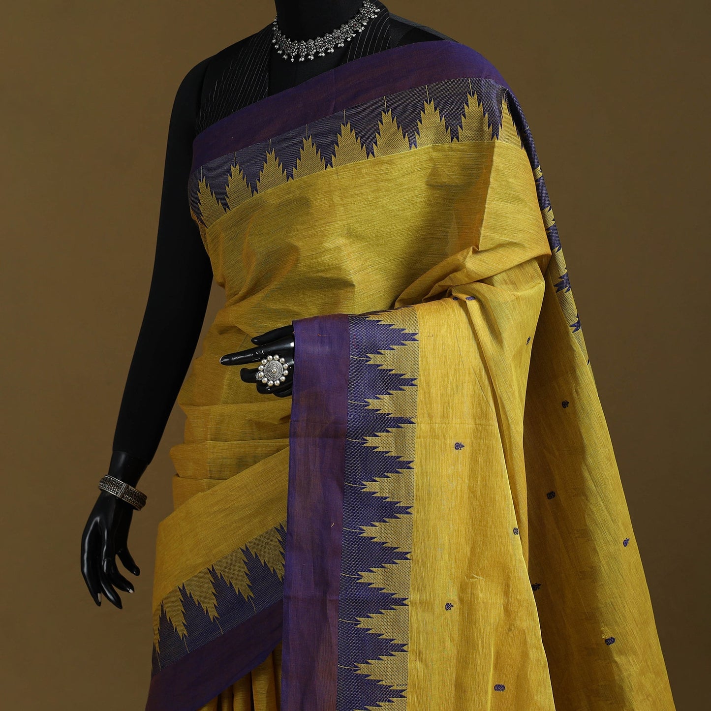 Thread buti cotton kanchipuram saree with border 20