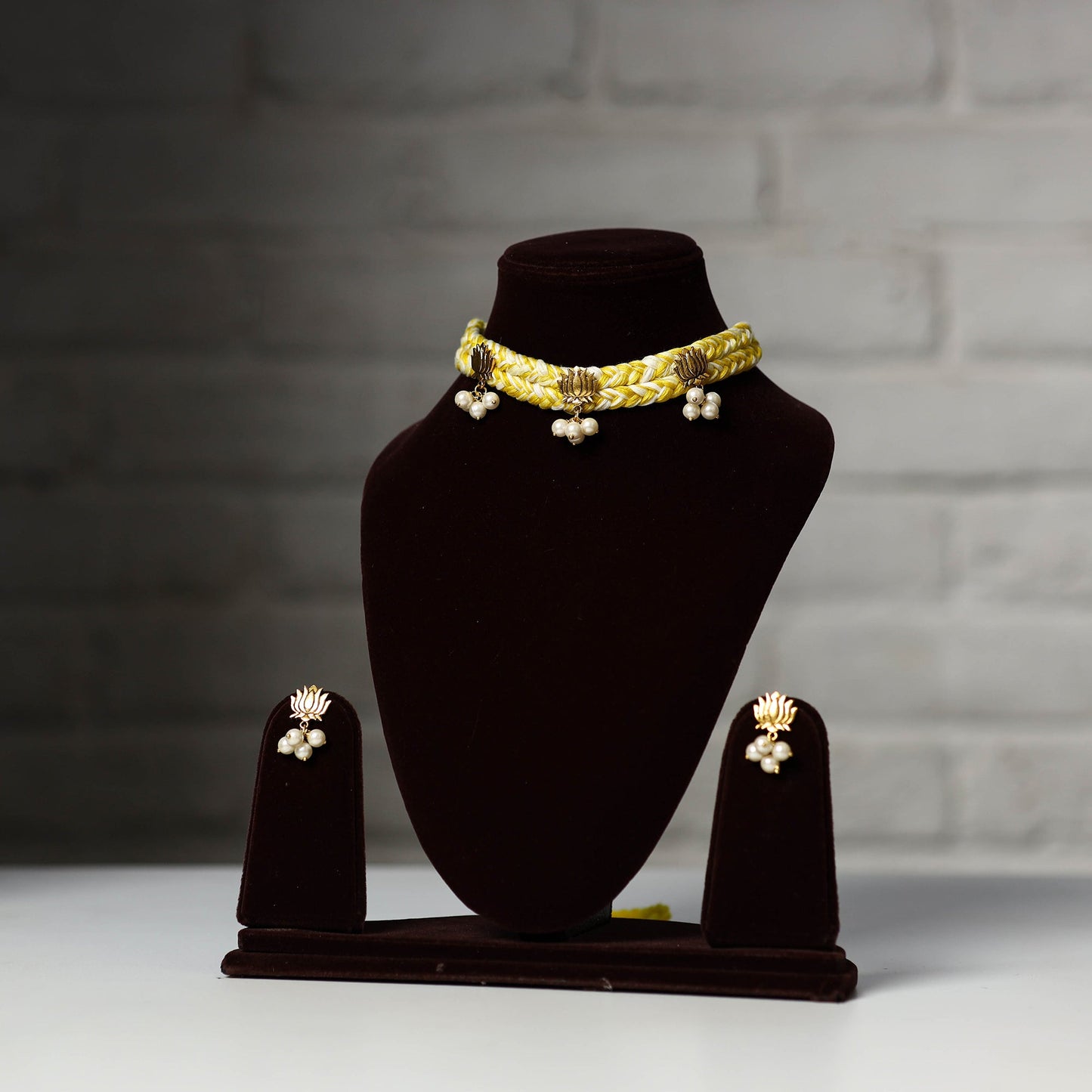 Yellow - thread work german silver necklace set 01