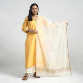 Buy Traditional Maheshwari Handloom Silk Cotton Zari Work Kurta with Dupatta Set Online at iTokri.com
