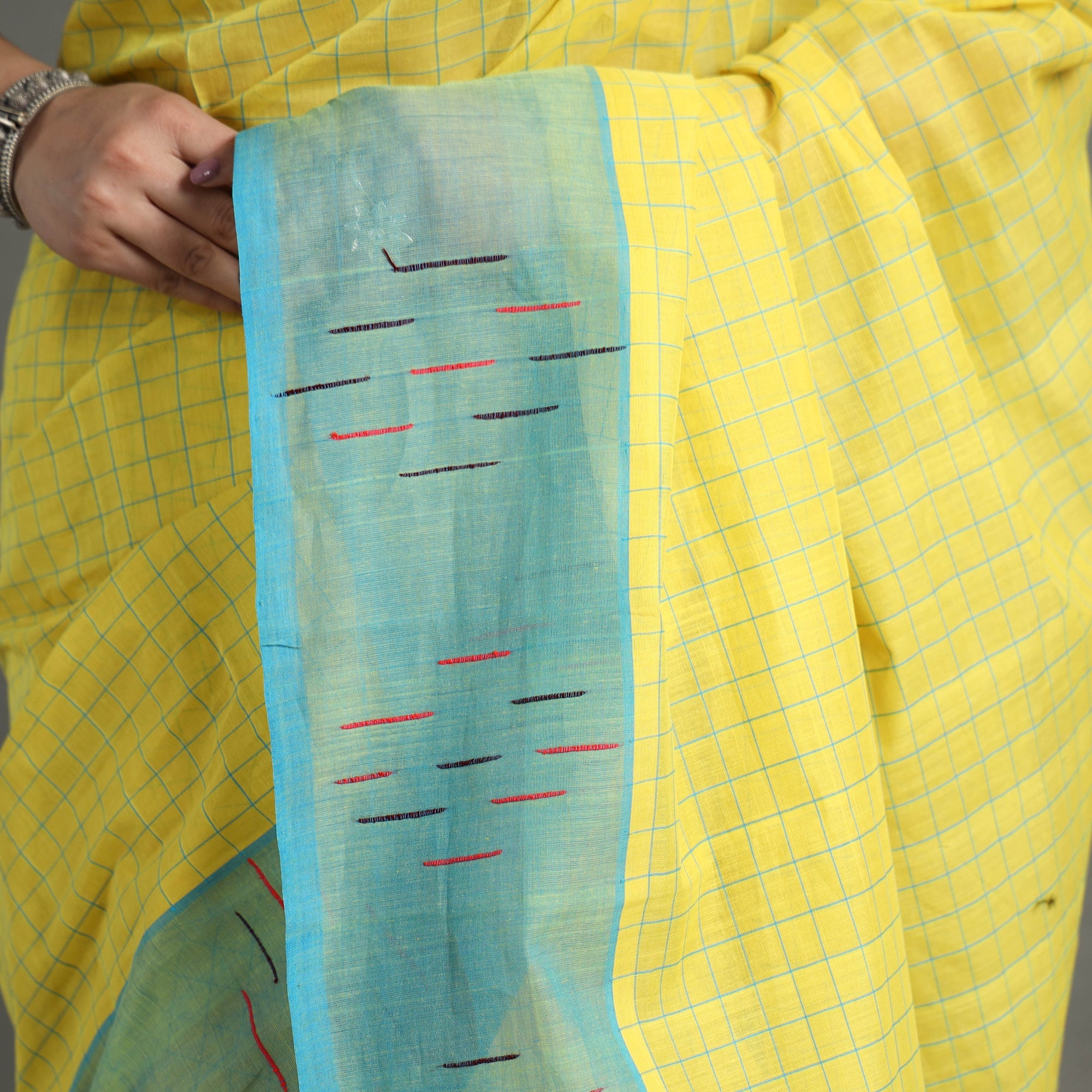 Buy Traditional Venkatagiri Handloom Cotton Checks Saree 06 Online at iTokri.com